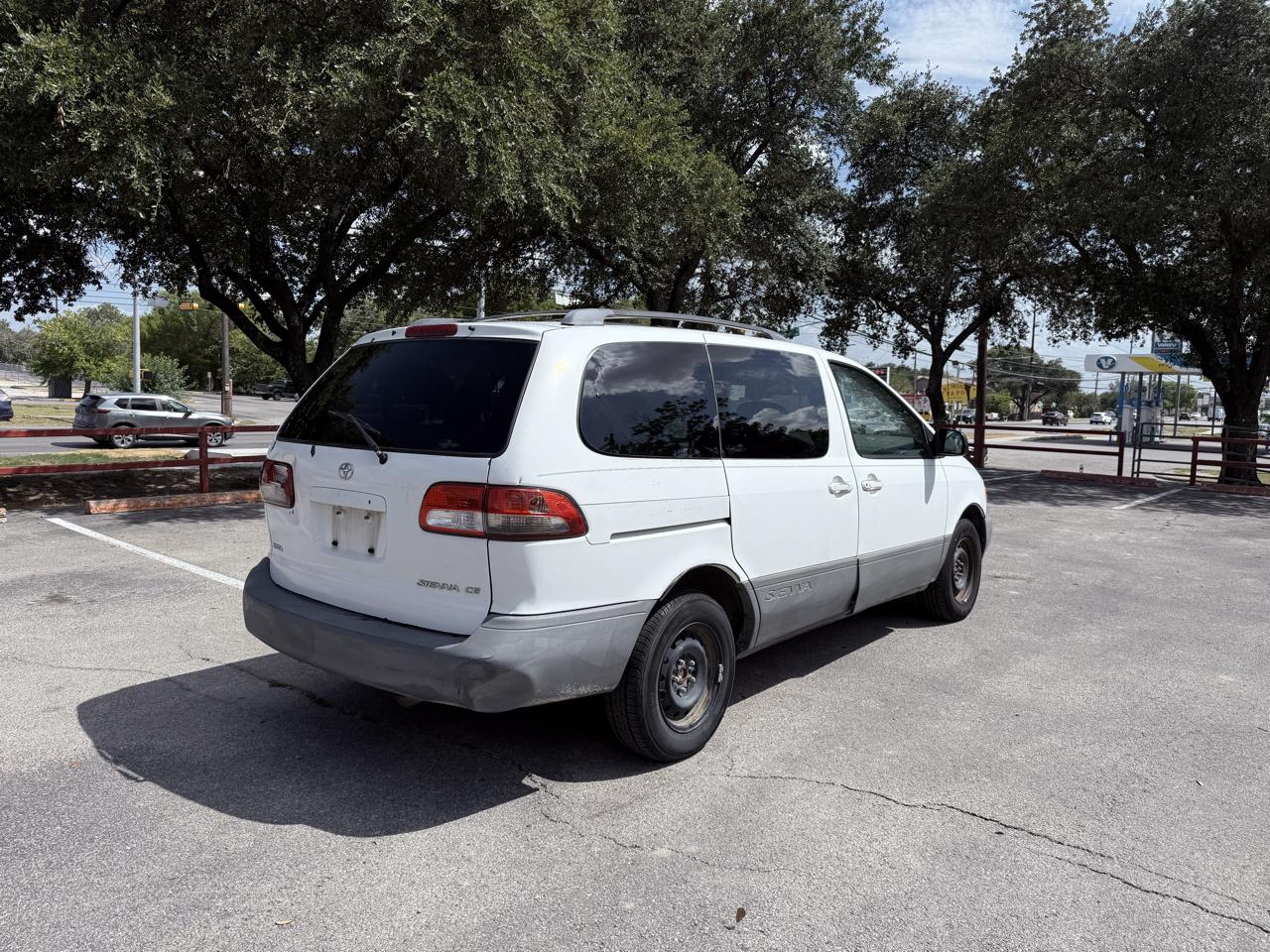 Toyota Sienna CE 2002