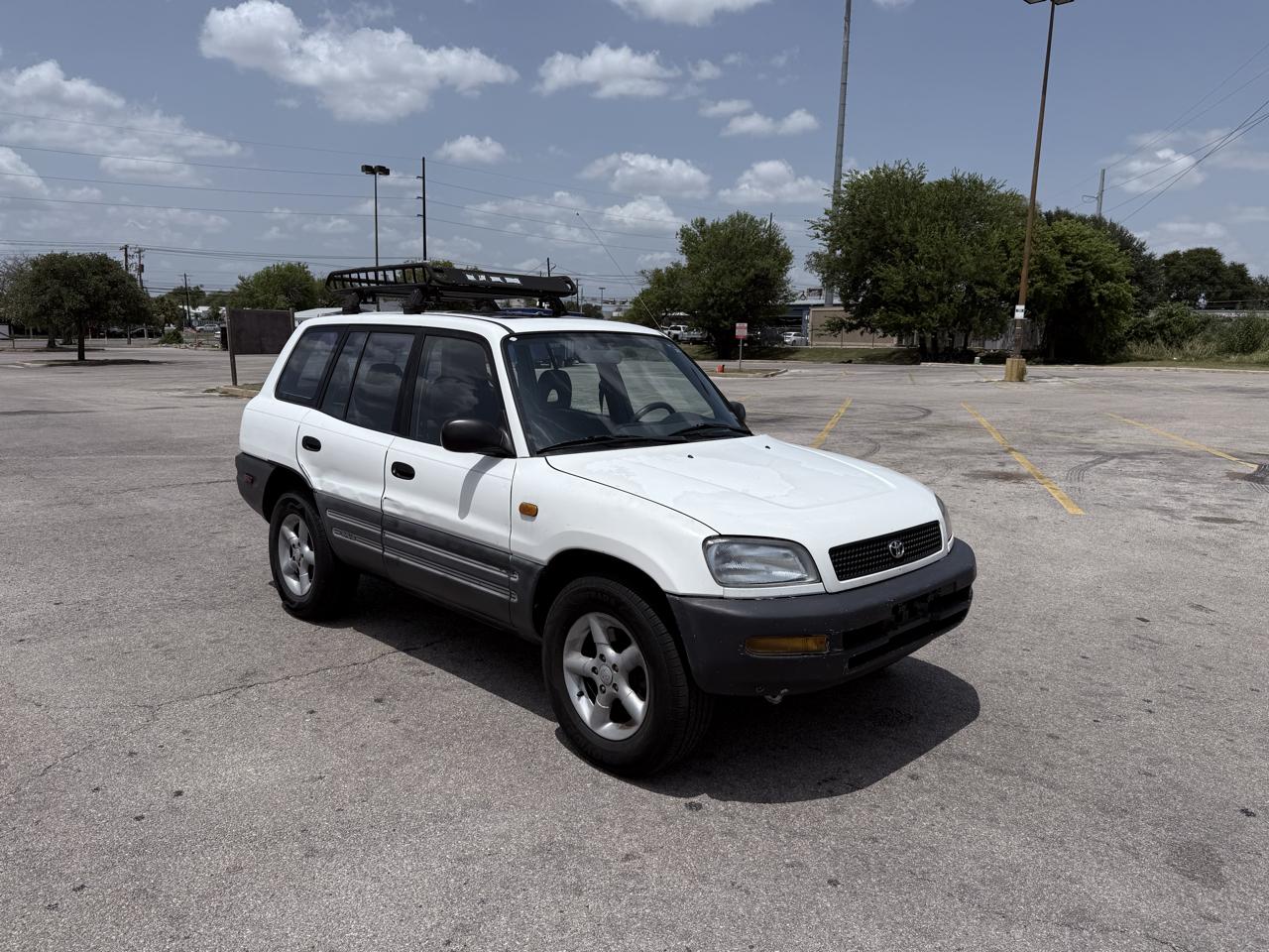 1997 Toyota RAV4 4-Door 2WD