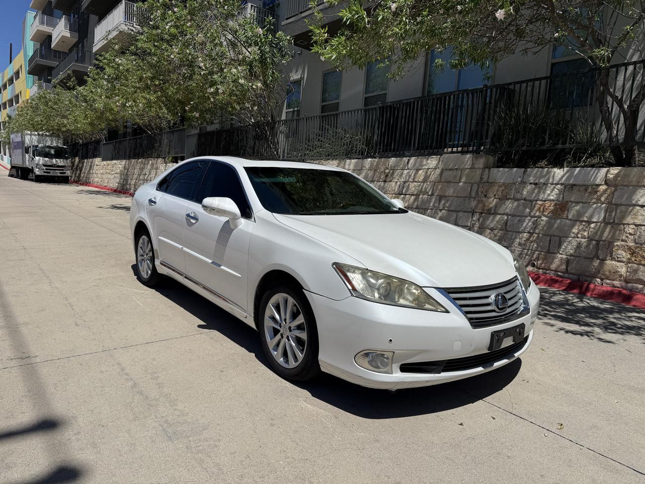 2011 Lexus ES 350 Sedan