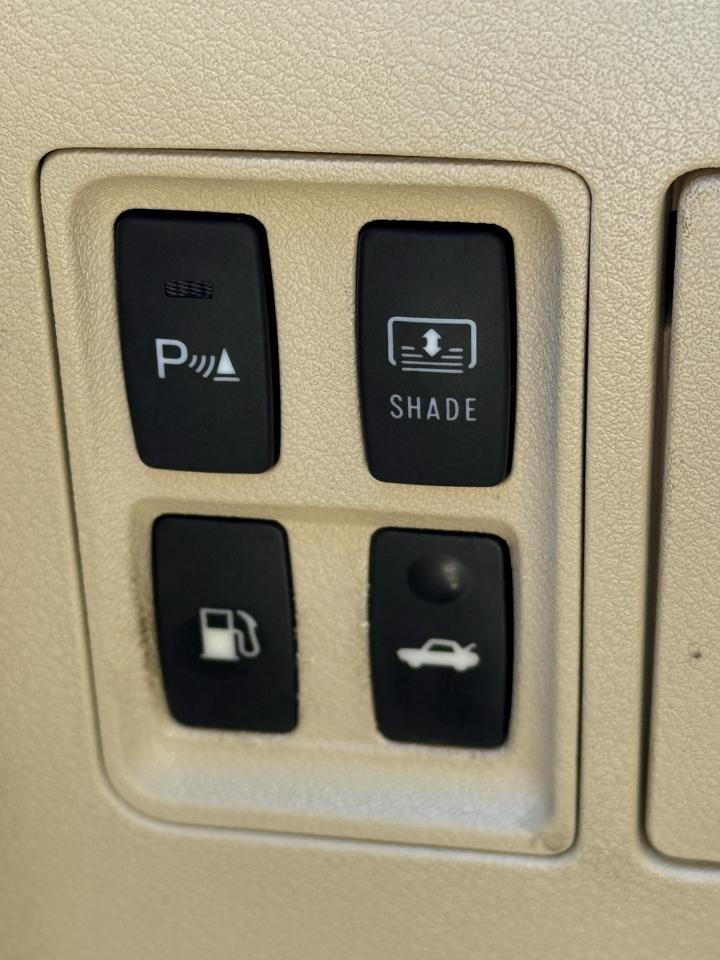 Lexus ES 350 Sedan 2011