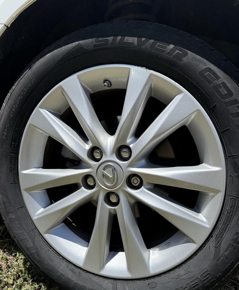 Lexus ES 350 Sedan 2011