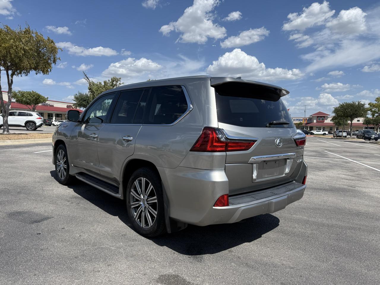 Lexus LX 570 Sport Utility 2016