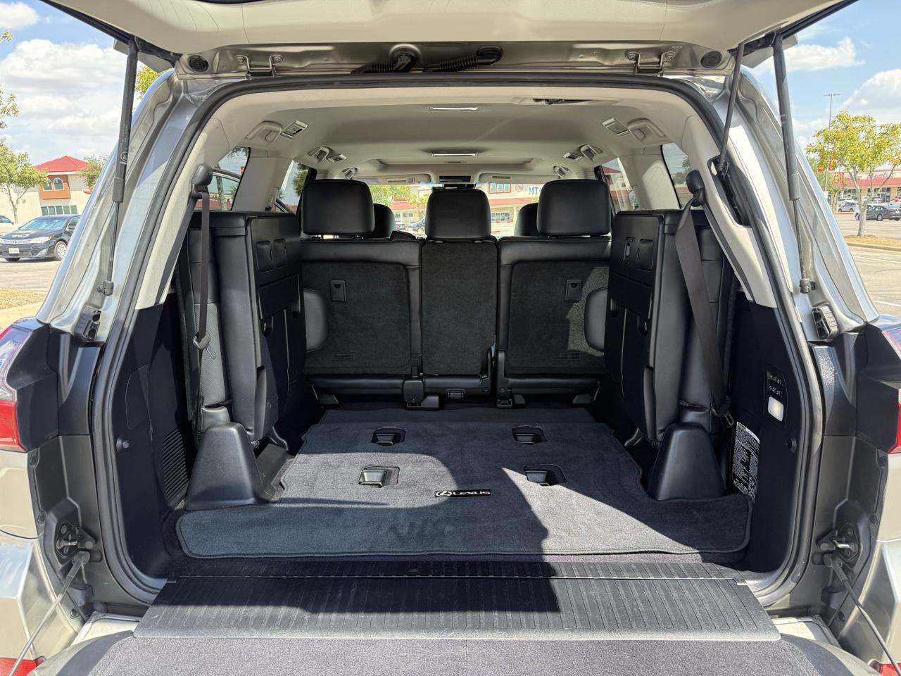 Lexus LX 570 Sport Utility 2016