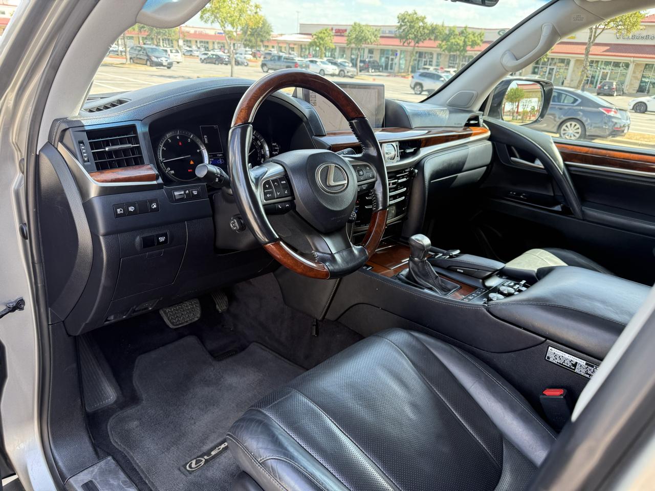 Lexus LX 570 Sport Utility 2016