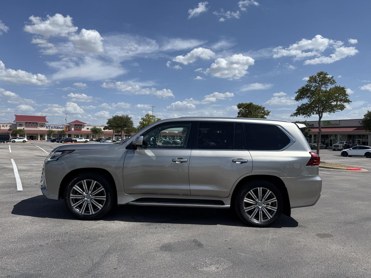 Lexus LX 570 Sport Utility 2016