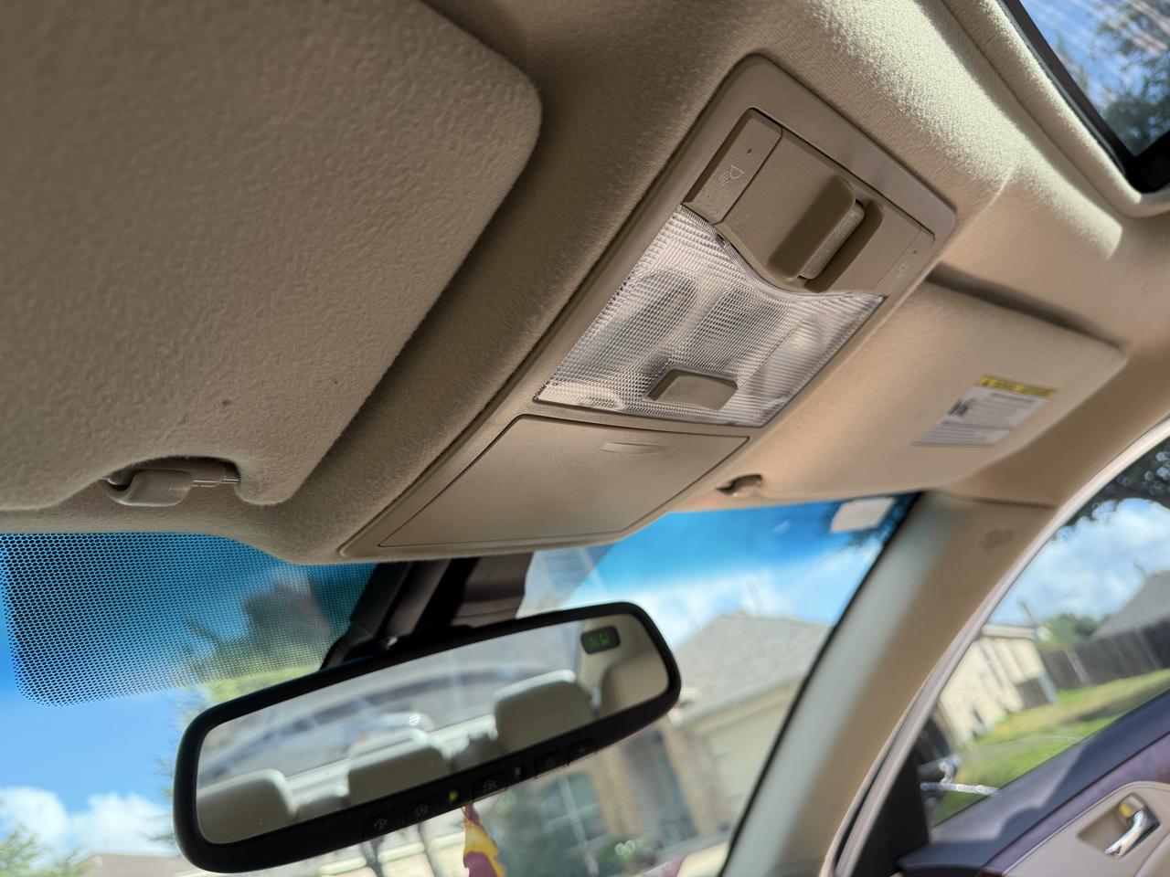 Toyota Avalon Base 2011