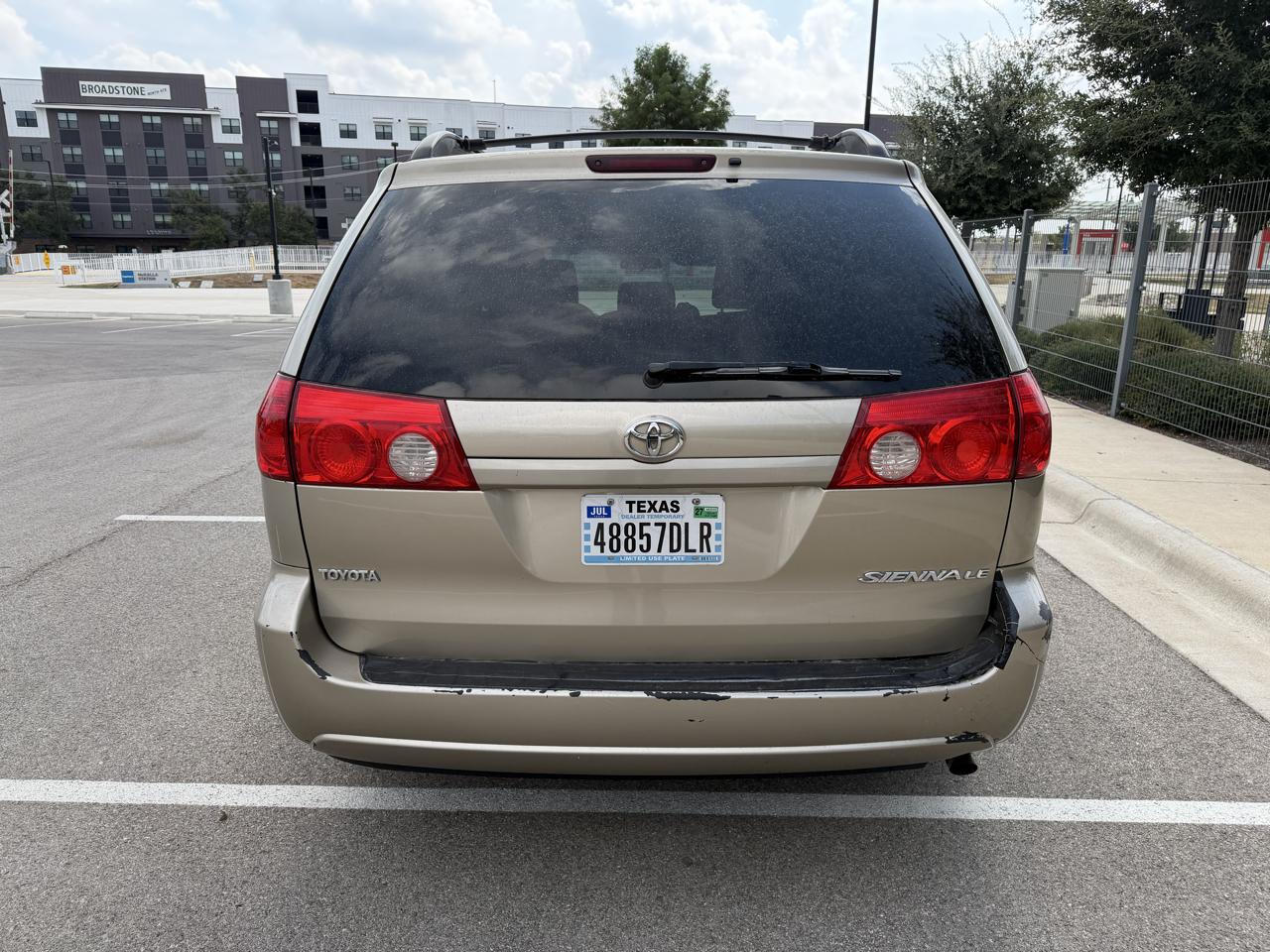 Toyota Sienna CE FWD 7-Passenger 2009