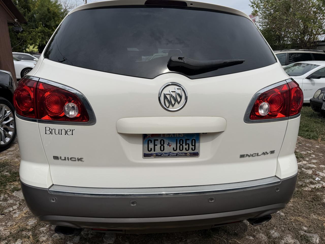 Buick Enclave CX FWD 2011