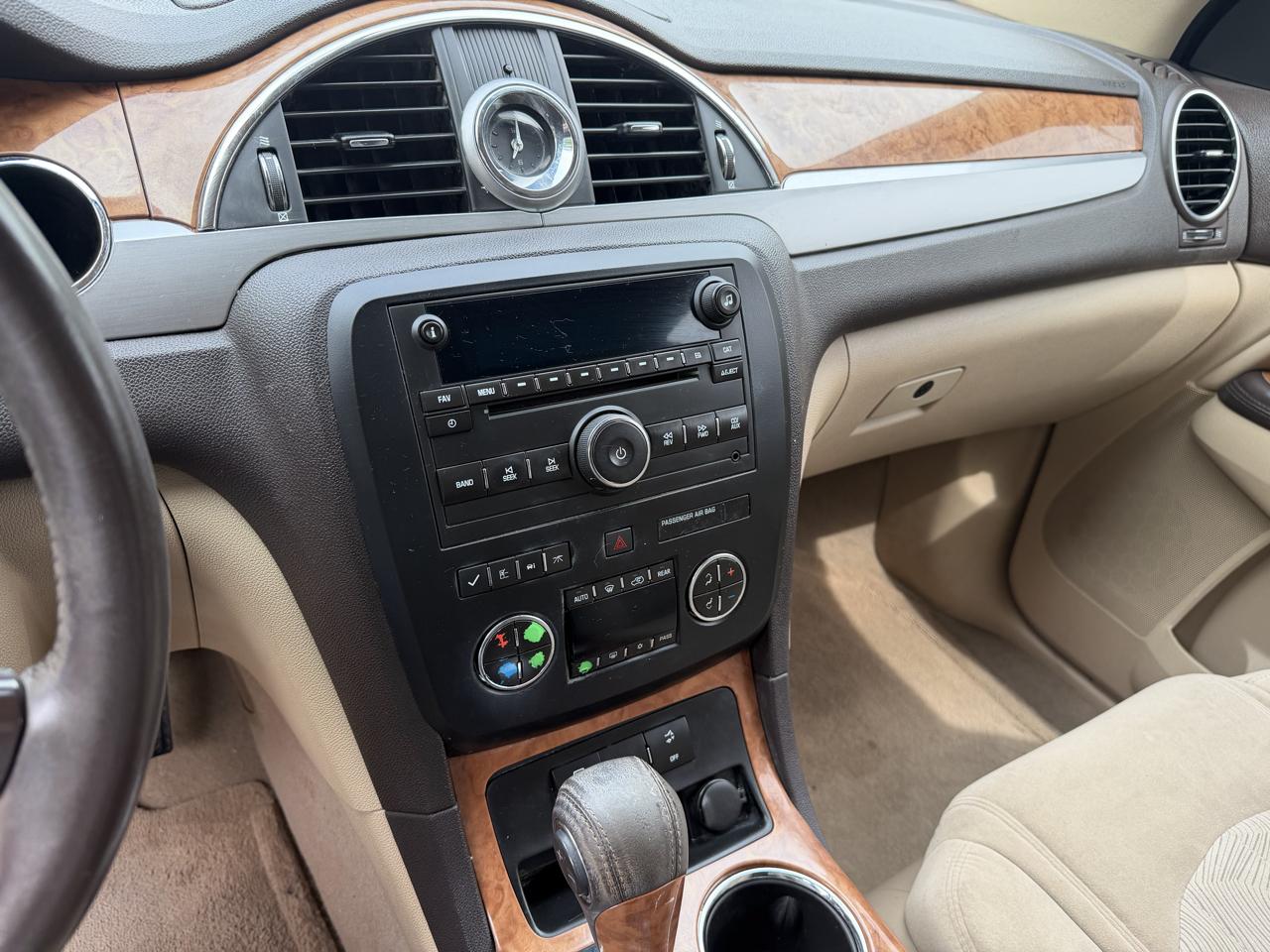 Buick Enclave CX FWD 2011