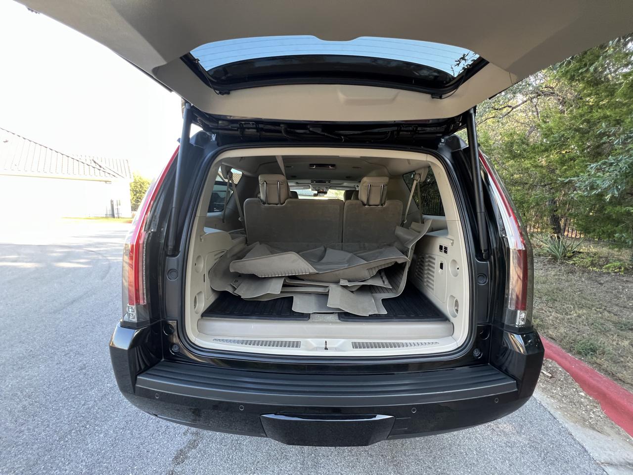 Cadillac Escalade ESV 2WD Premium 2020