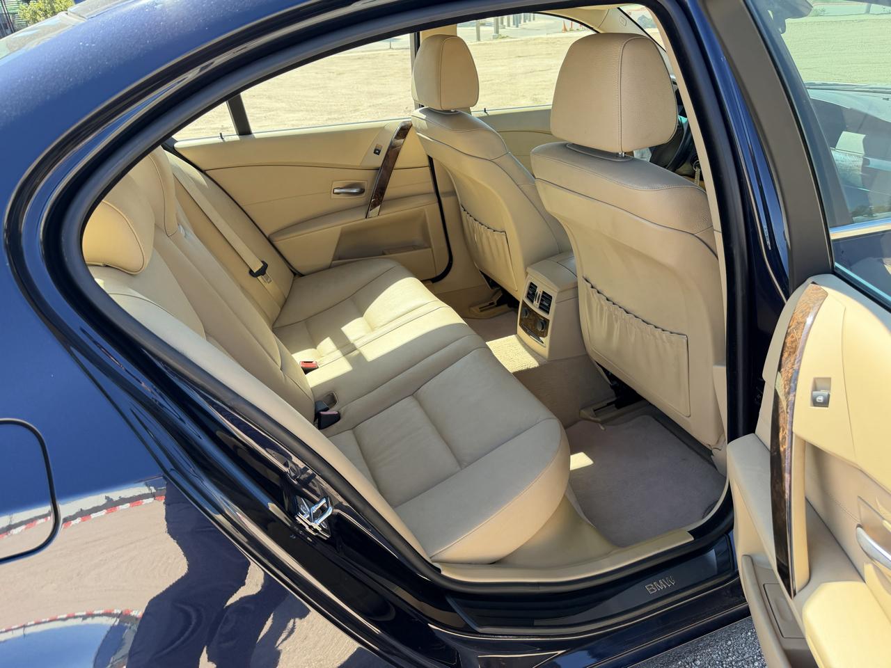 BMW 525i photo 11