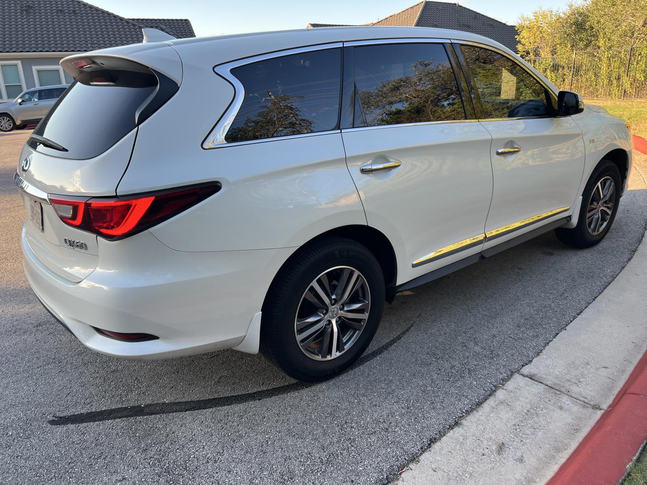 Infiniti QX60 PURE AWD 2020