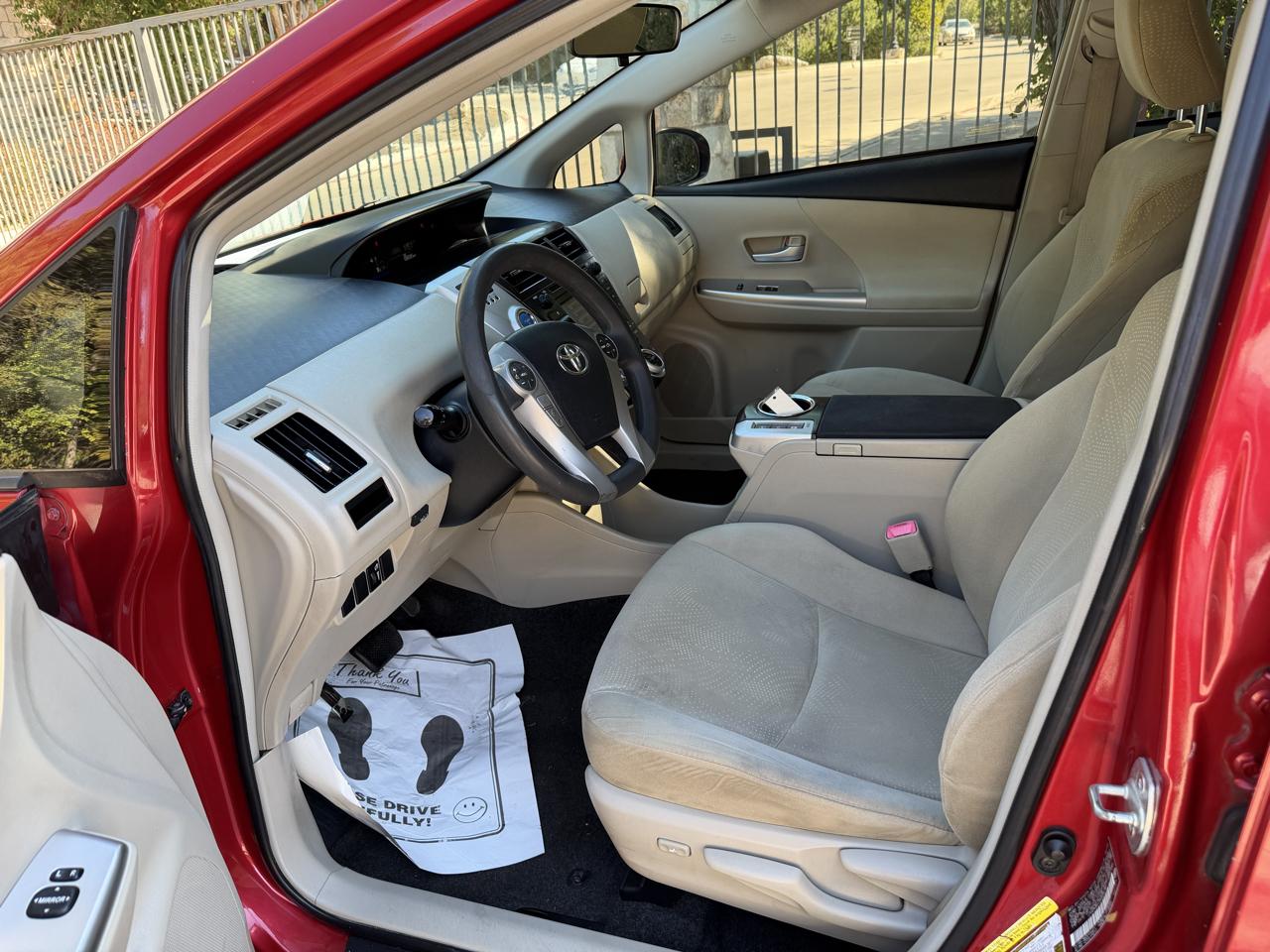 Toyota Prius V Three 2013