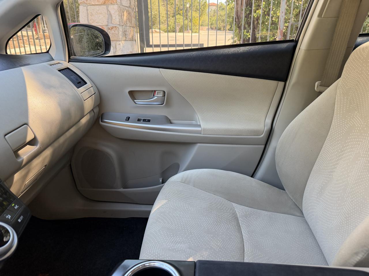Toyota Prius V Three 2013