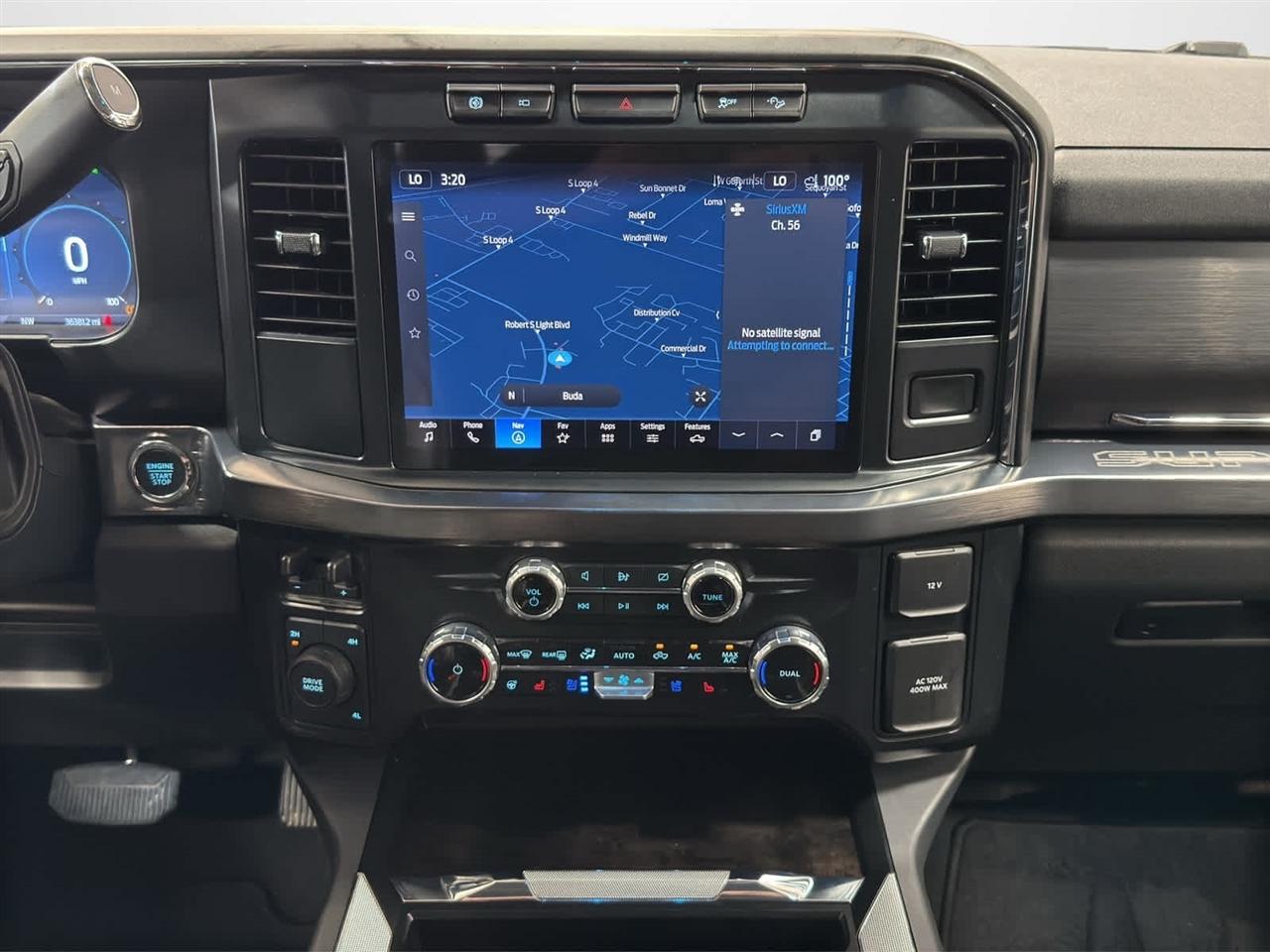 Ford Super Duty F-350 DRW Lariat 4WD Crew Cab 8' Box 2024