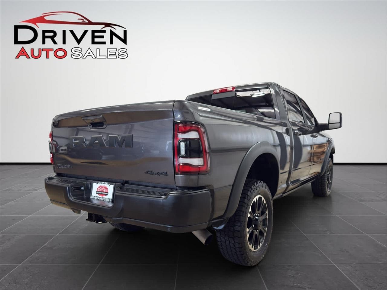 RAM 2500 Rebel 4x4 Crew Cab 6'4" Box 2024