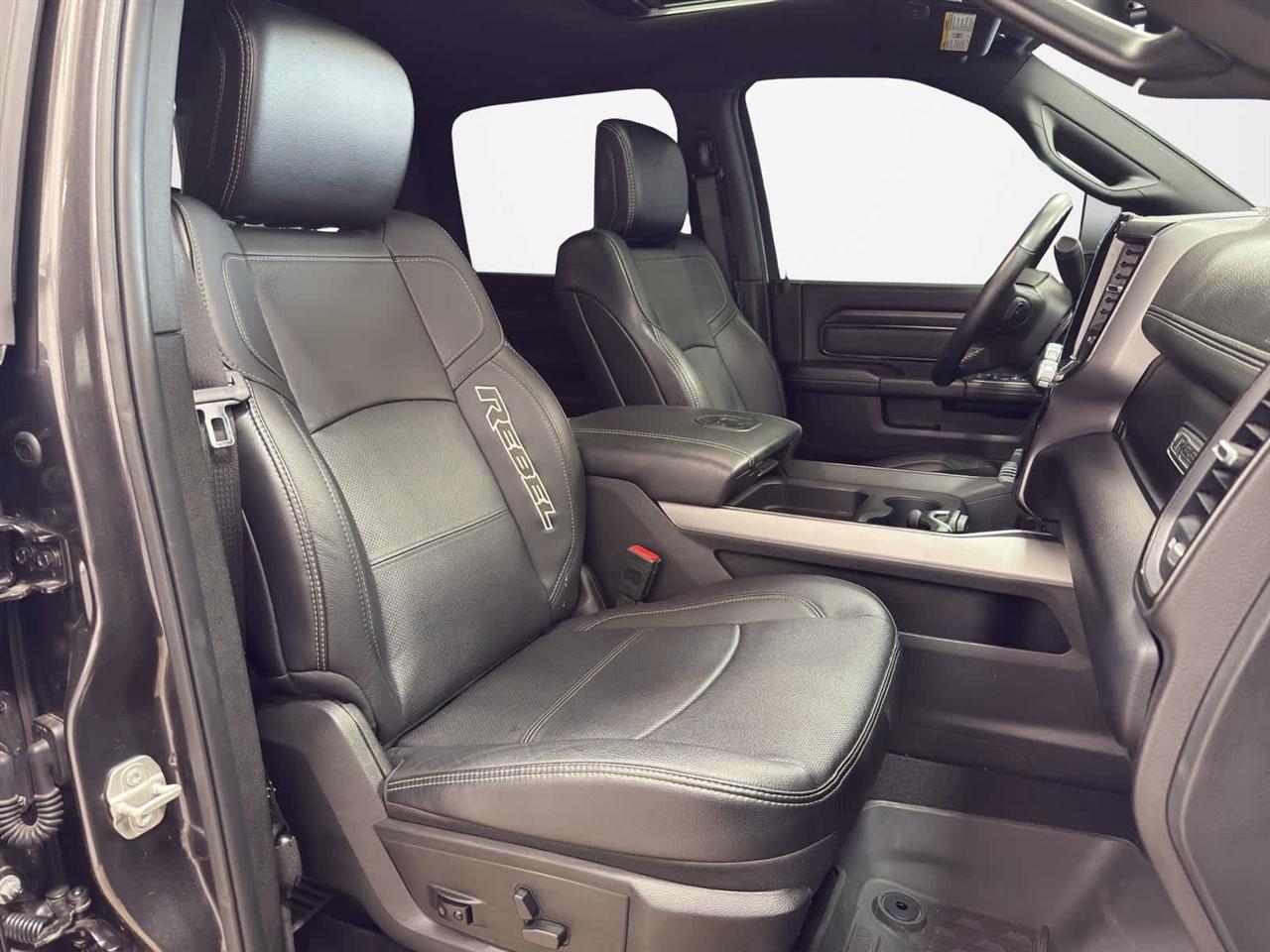 RAM 2500 Rebel 4x4 Crew Cab 6'4" Box 2024