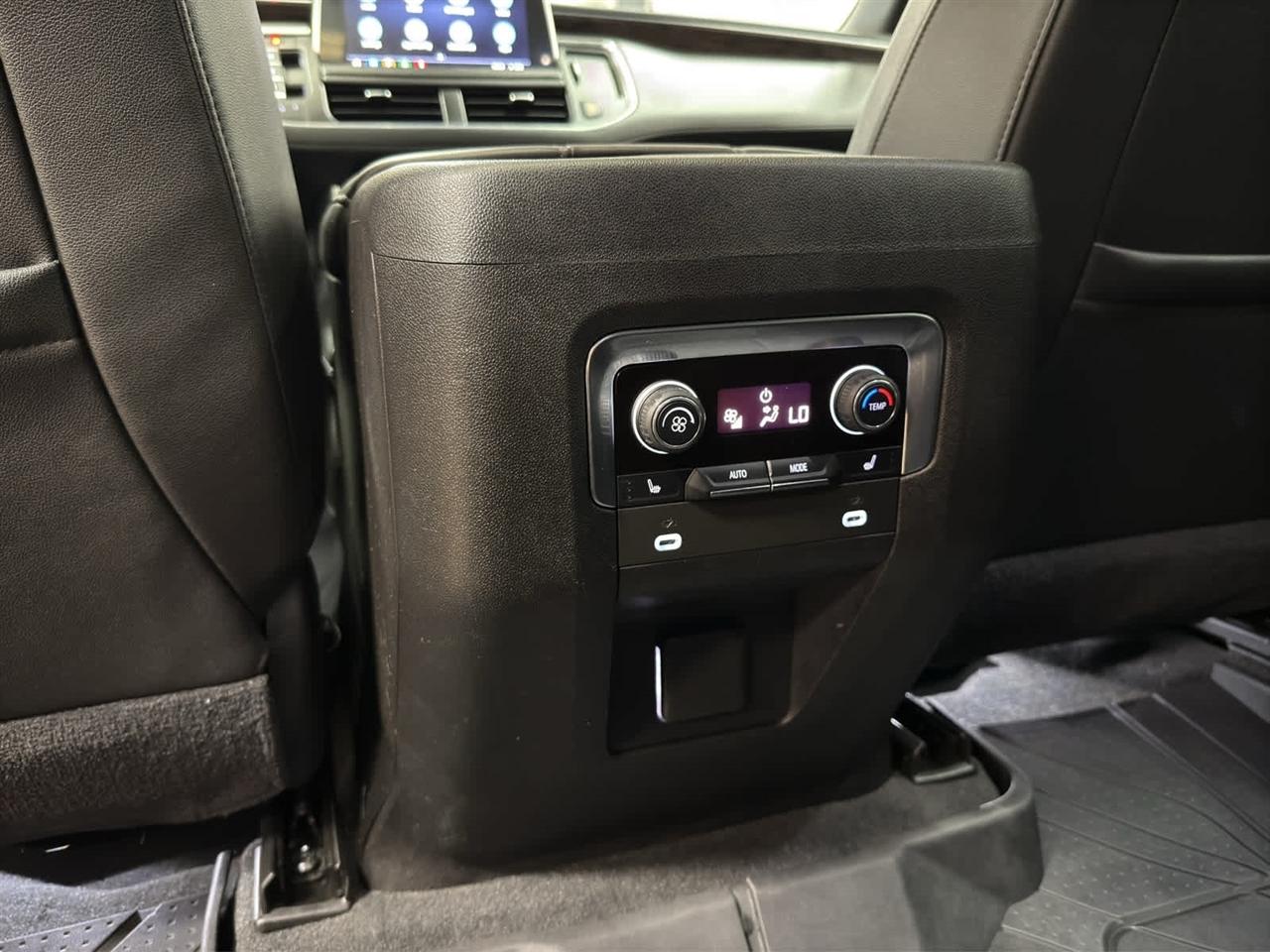 Chevrolet Tahoe 4WD 4dr Z71 2021