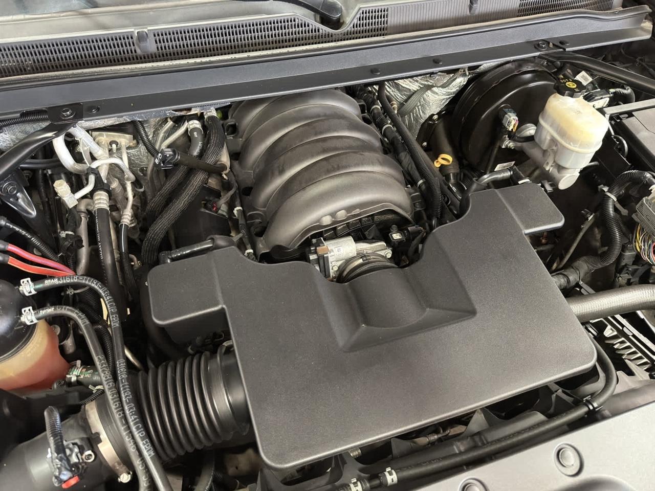 GMC Yukon 4WD 4dr SLT 2018