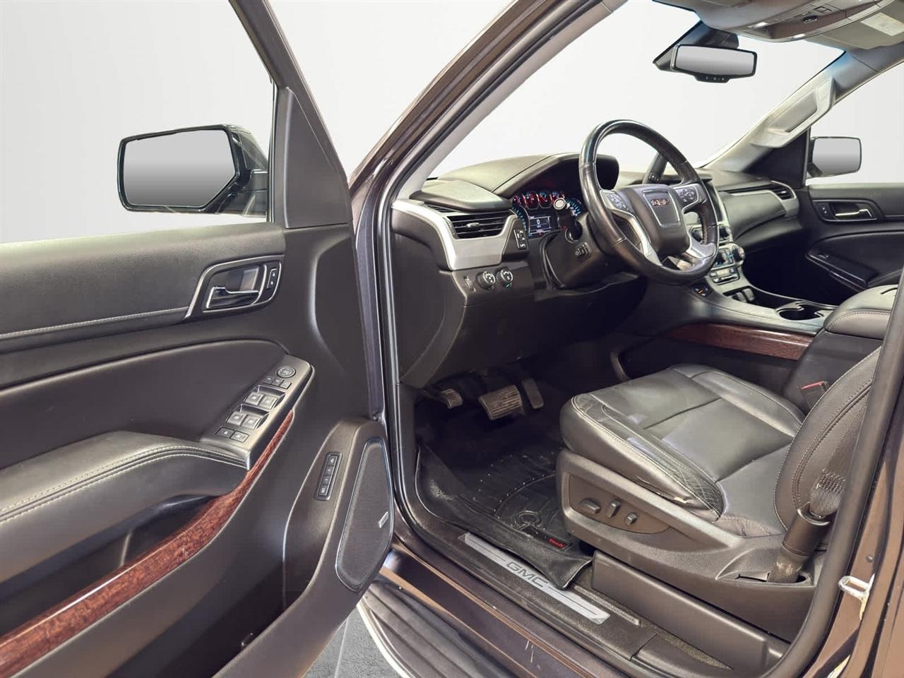 GMC Yukon 4WD 4dr SLT 2018