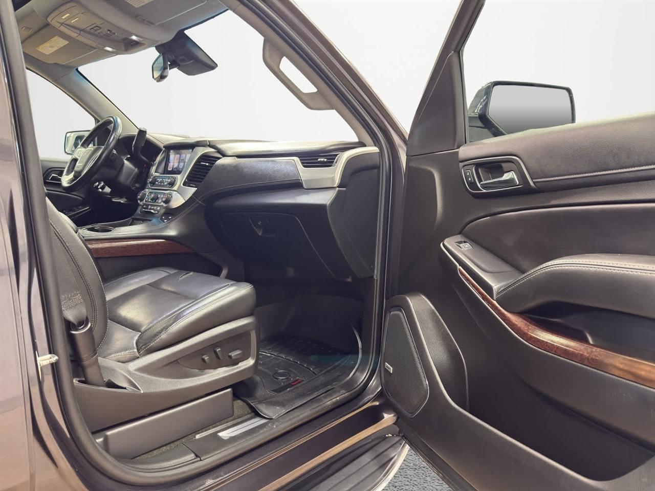 GMC Yukon 4WD 4dr SLT 2018