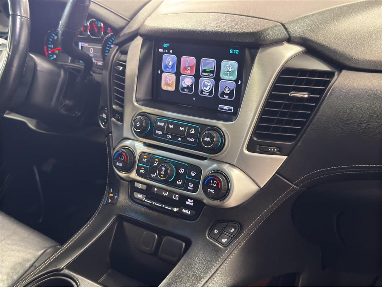 GMC Yukon 4WD 4dr SLT 2018