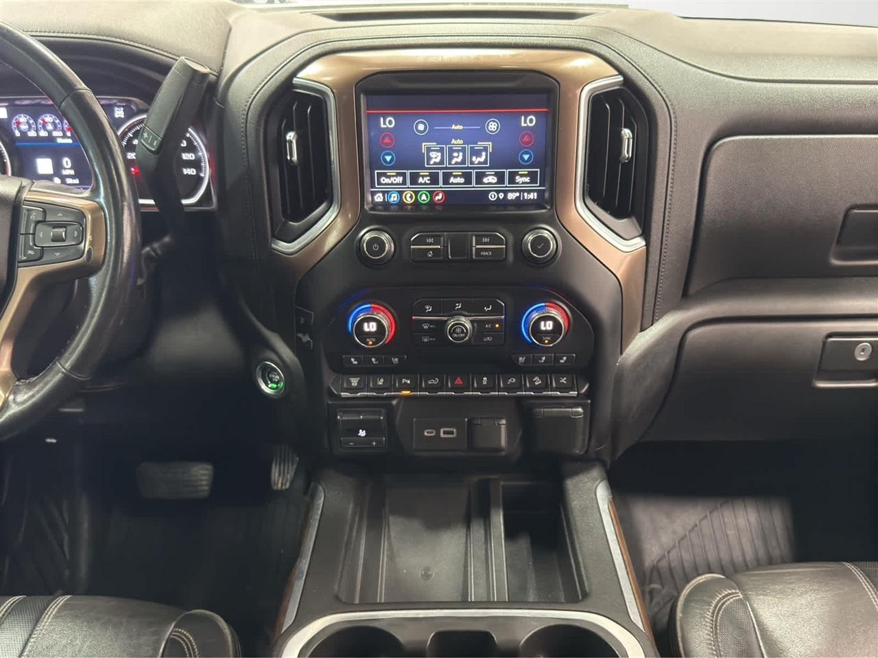 Chevrolet Silverado 2500HD 4WD Crew Cab 159" High Country 2021