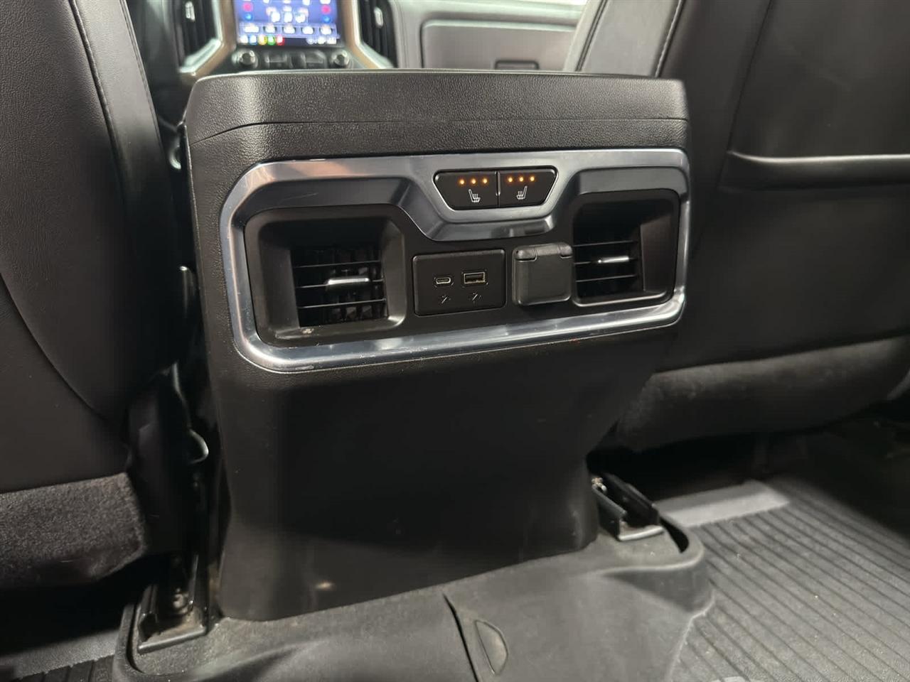 Chevrolet Silverado 2500HD 4WD Crew Cab 159" High Country 2021