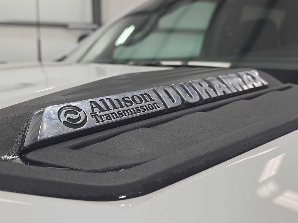 Chevrolet Silverado 2500HD 4WD Crew Cab 172" LT 2024