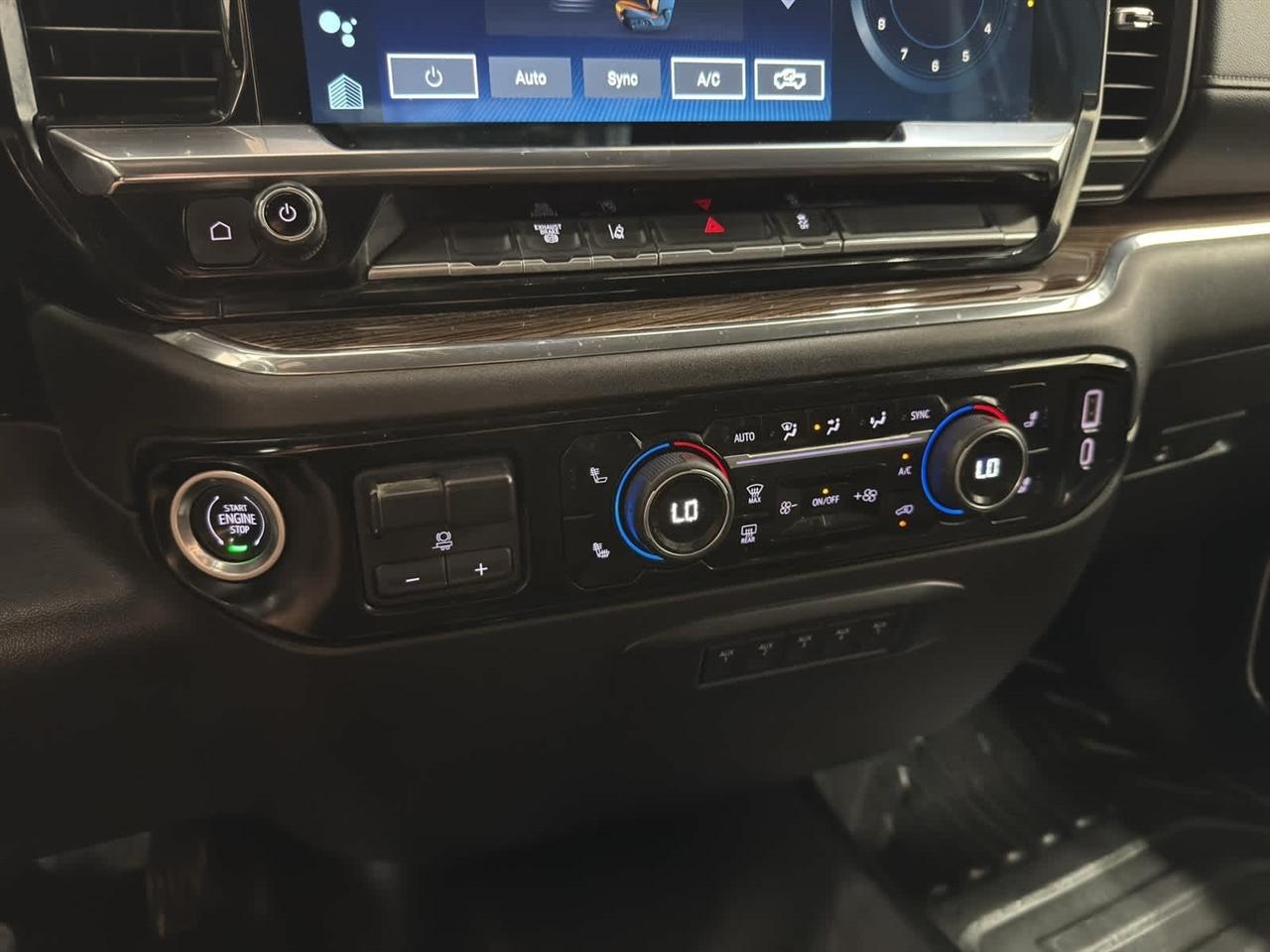 Chevrolet Silverado 2500HD 4WD Crew Cab 172" LT 2024