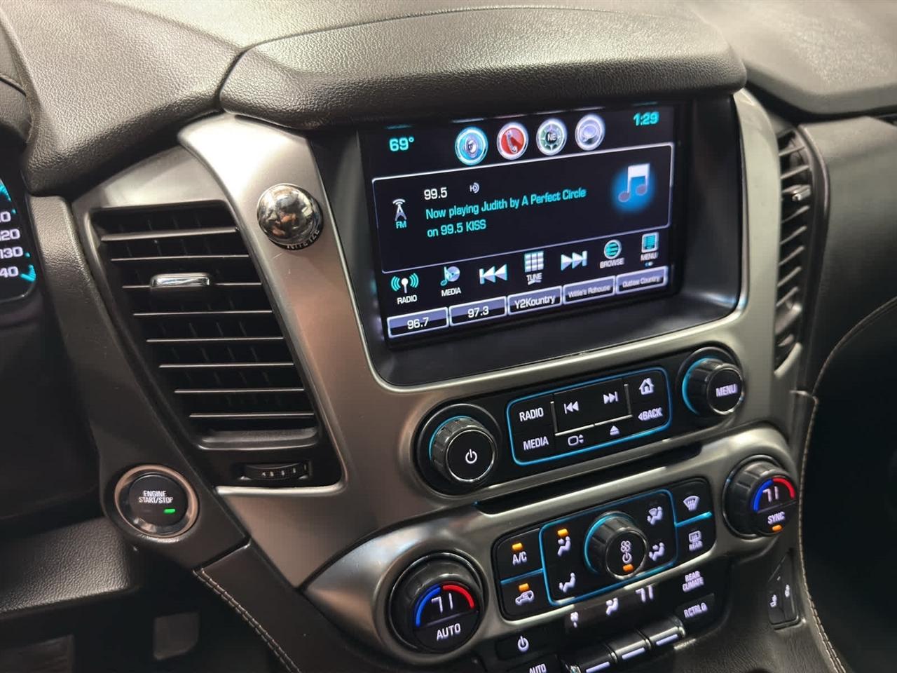 Chevrolet Tahoe 4WD 4dr LT 2017