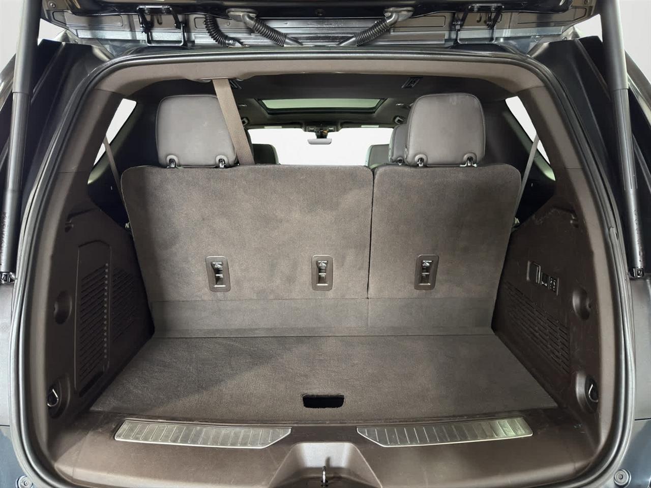 GMC Yukon 4WD 4dr Denali 2021