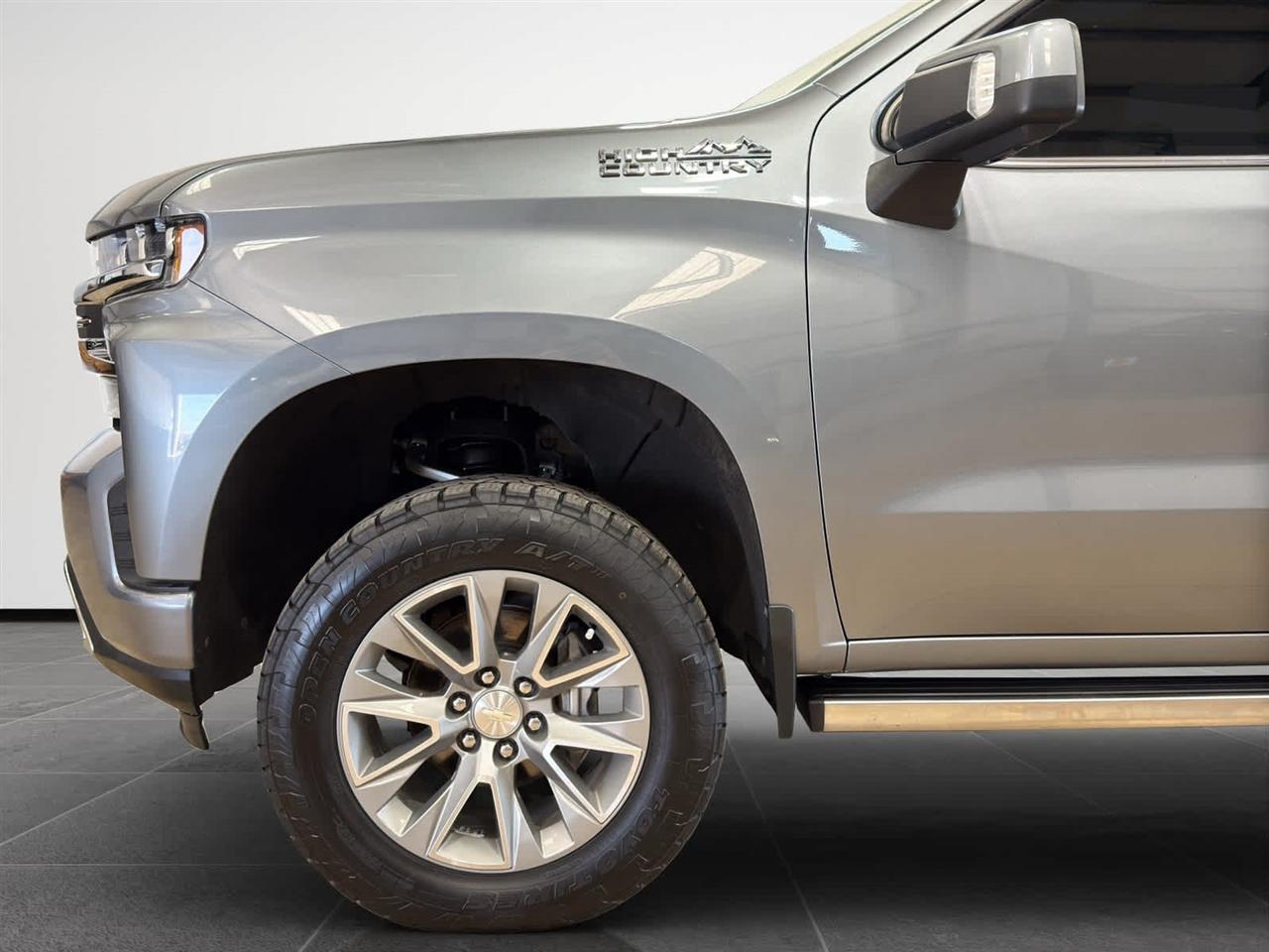 Chevrolet Silverado 1500 4WD Crew Cab 147" High Country 2019