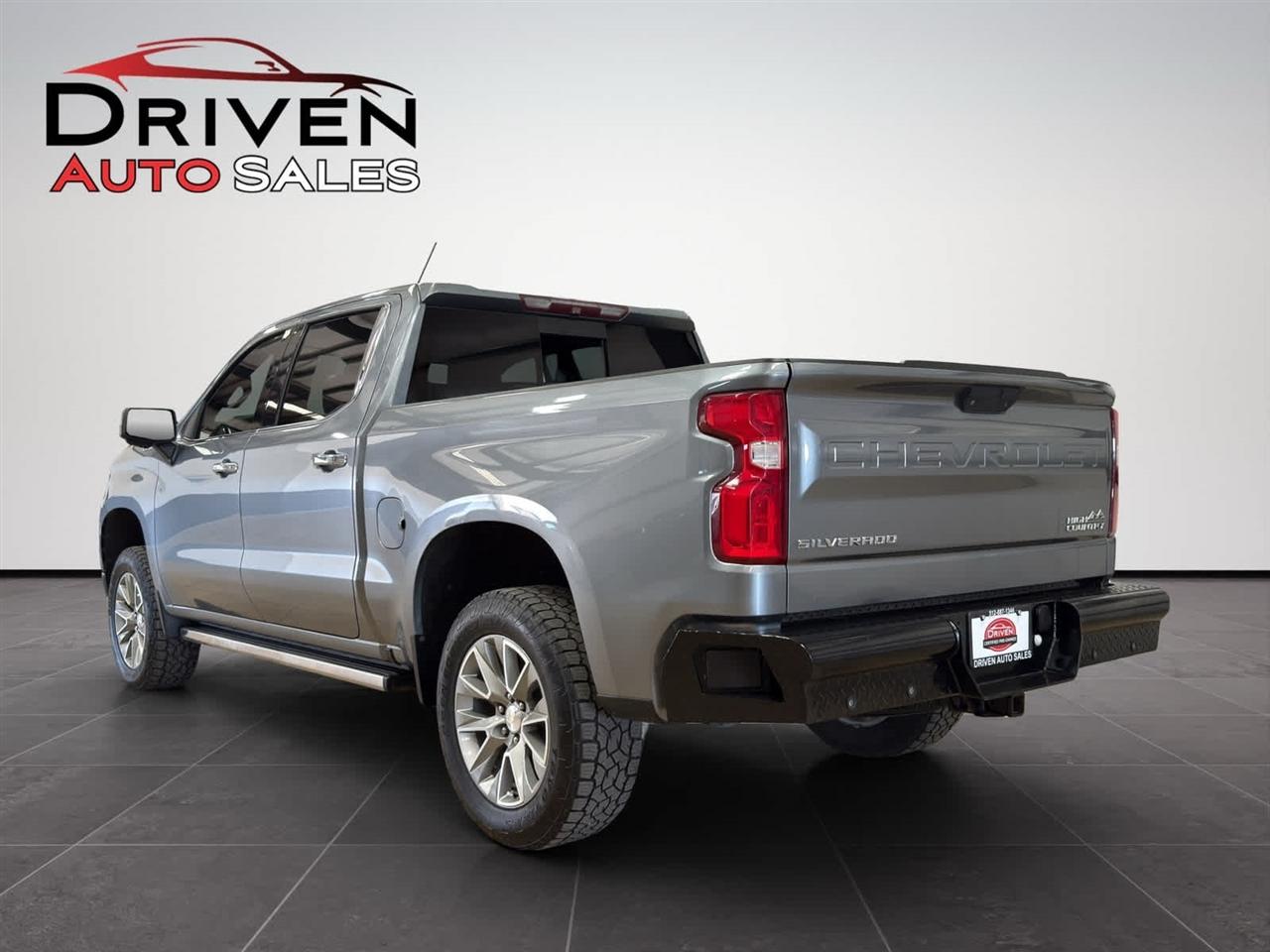 Chevrolet Silverado 1500 4WD Crew Cab 147" High Country 2019