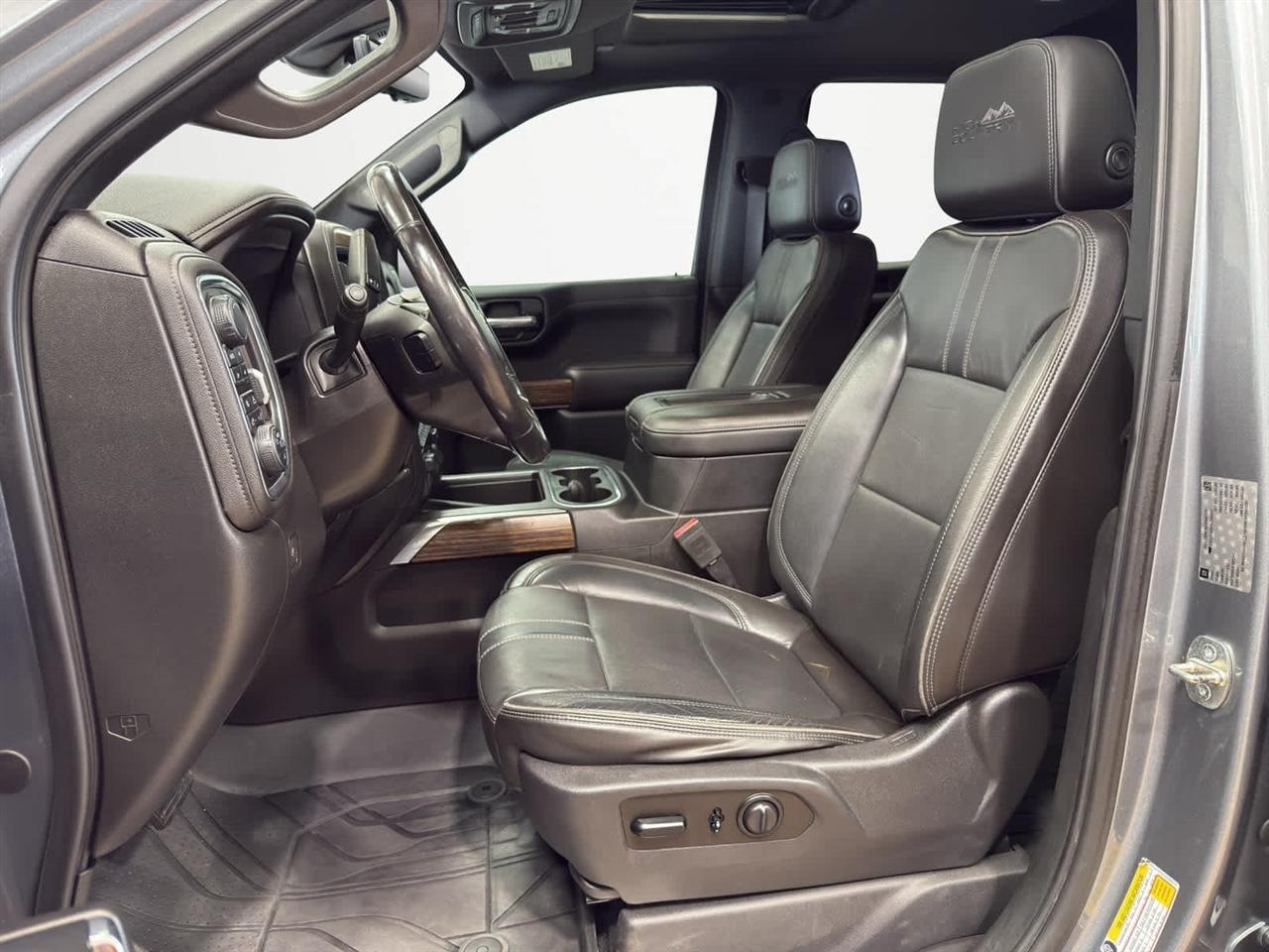 Chevrolet Silverado 1500 4WD Crew Cab 147" High Country 2019