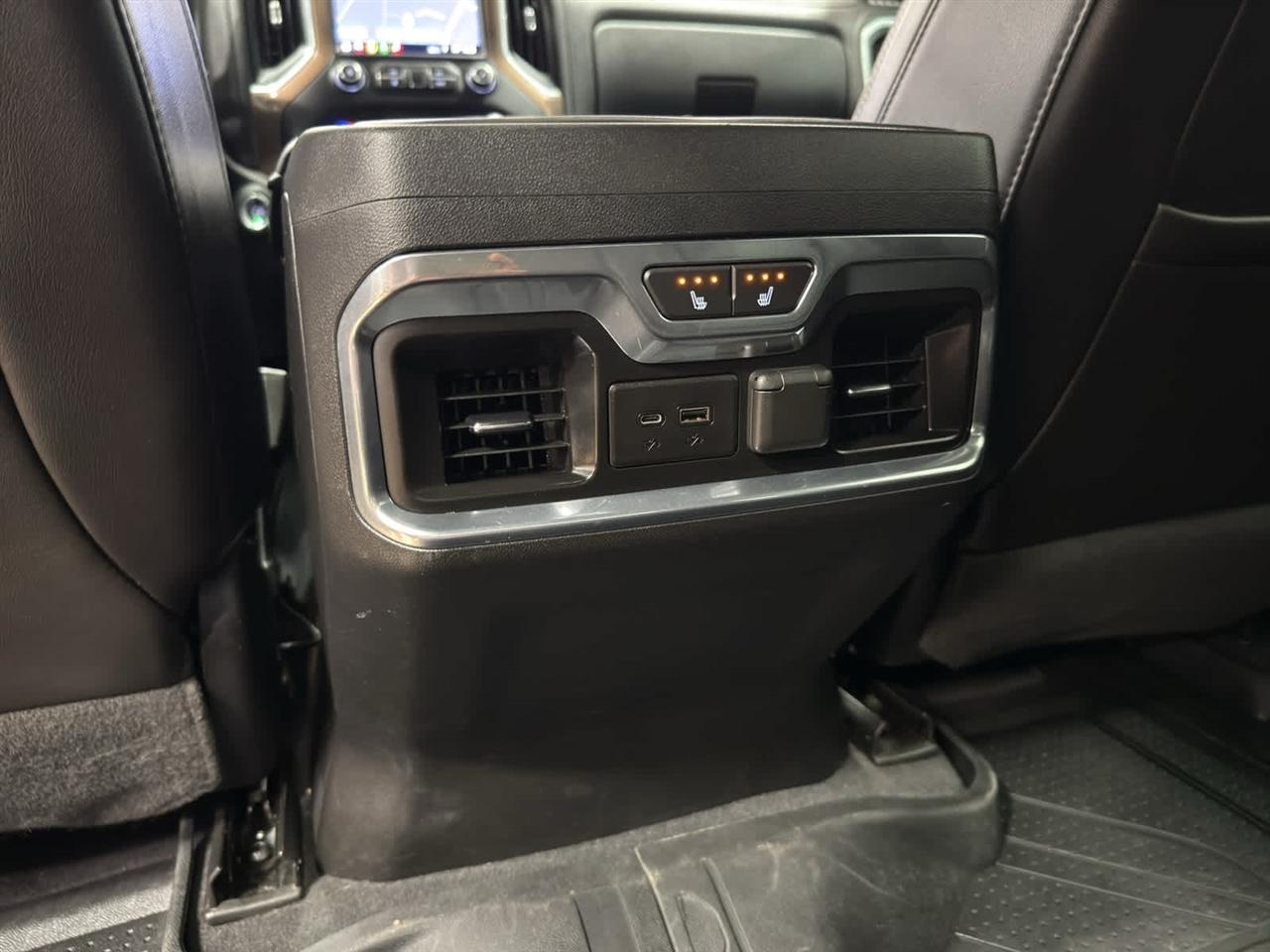 Chevrolet Silverado 1500 4WD Crew Cab 147" High Country 2019