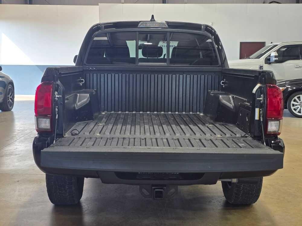 Toyota Tacoma 4WD TRD Off Road Double Cab 5' Bed V6 MT (Natl) 2023