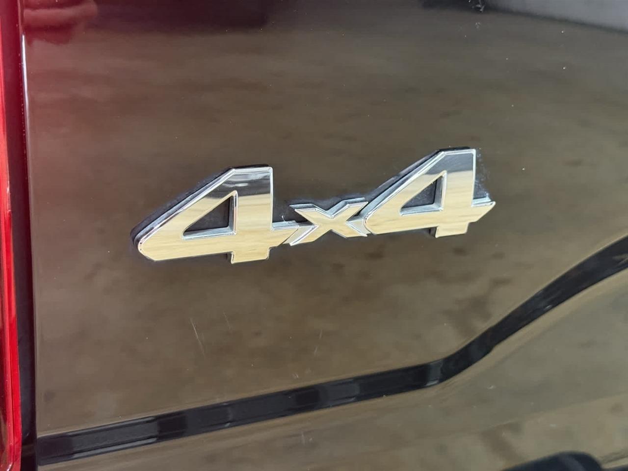 2023 Toyota Tacoma SR - Photo 10