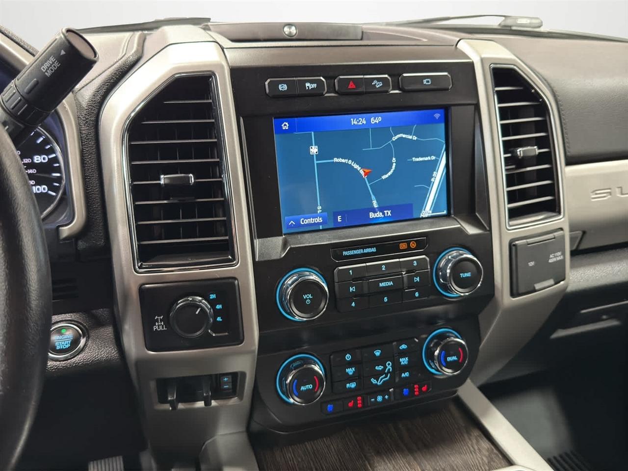 Ford Super Duty F-250 SRW King Ranch 4WD Crew Cab 8' Box 2021