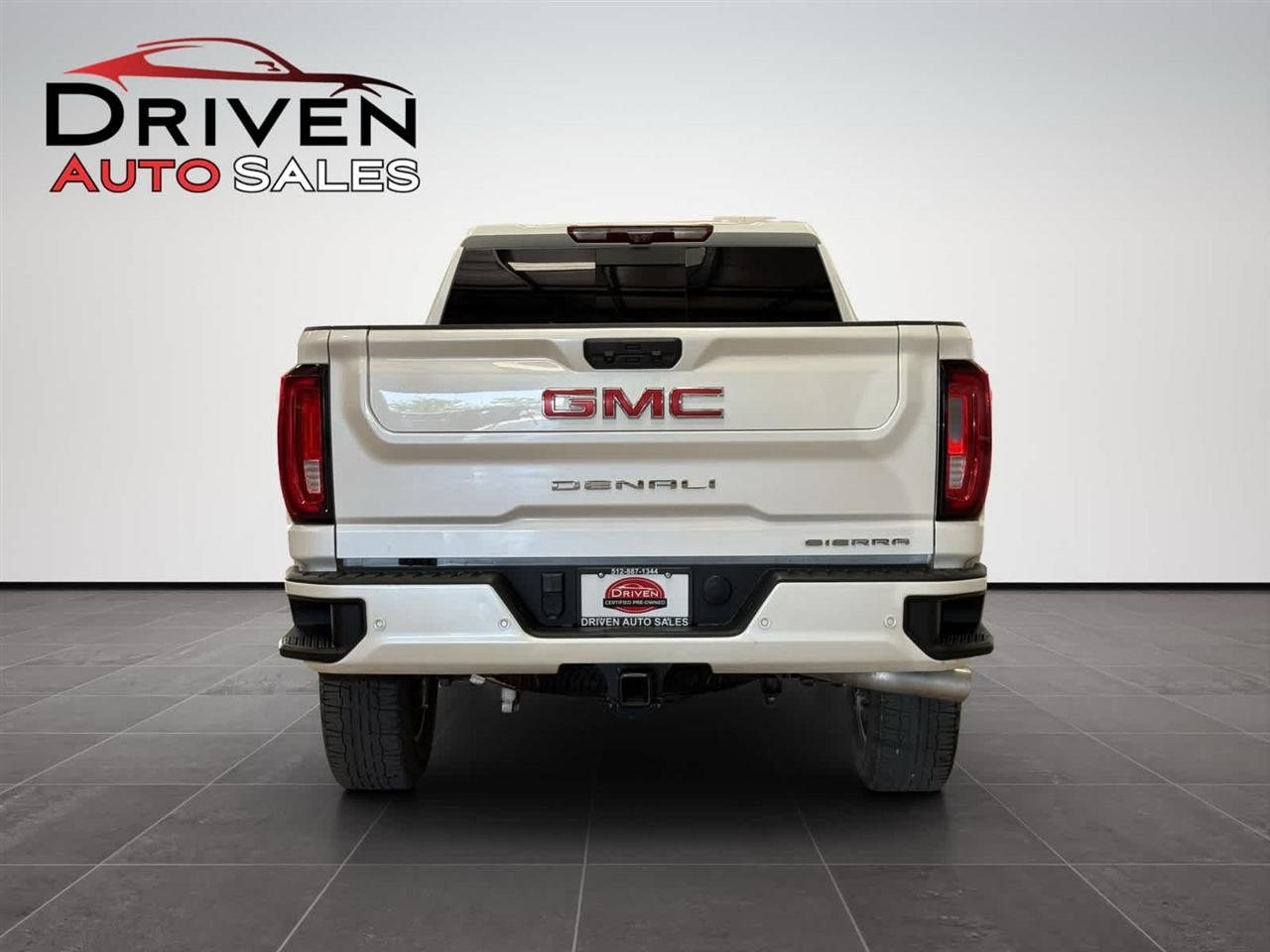GMC Sierra 2500HD 4WD Crew Cab 159" Denali 2023