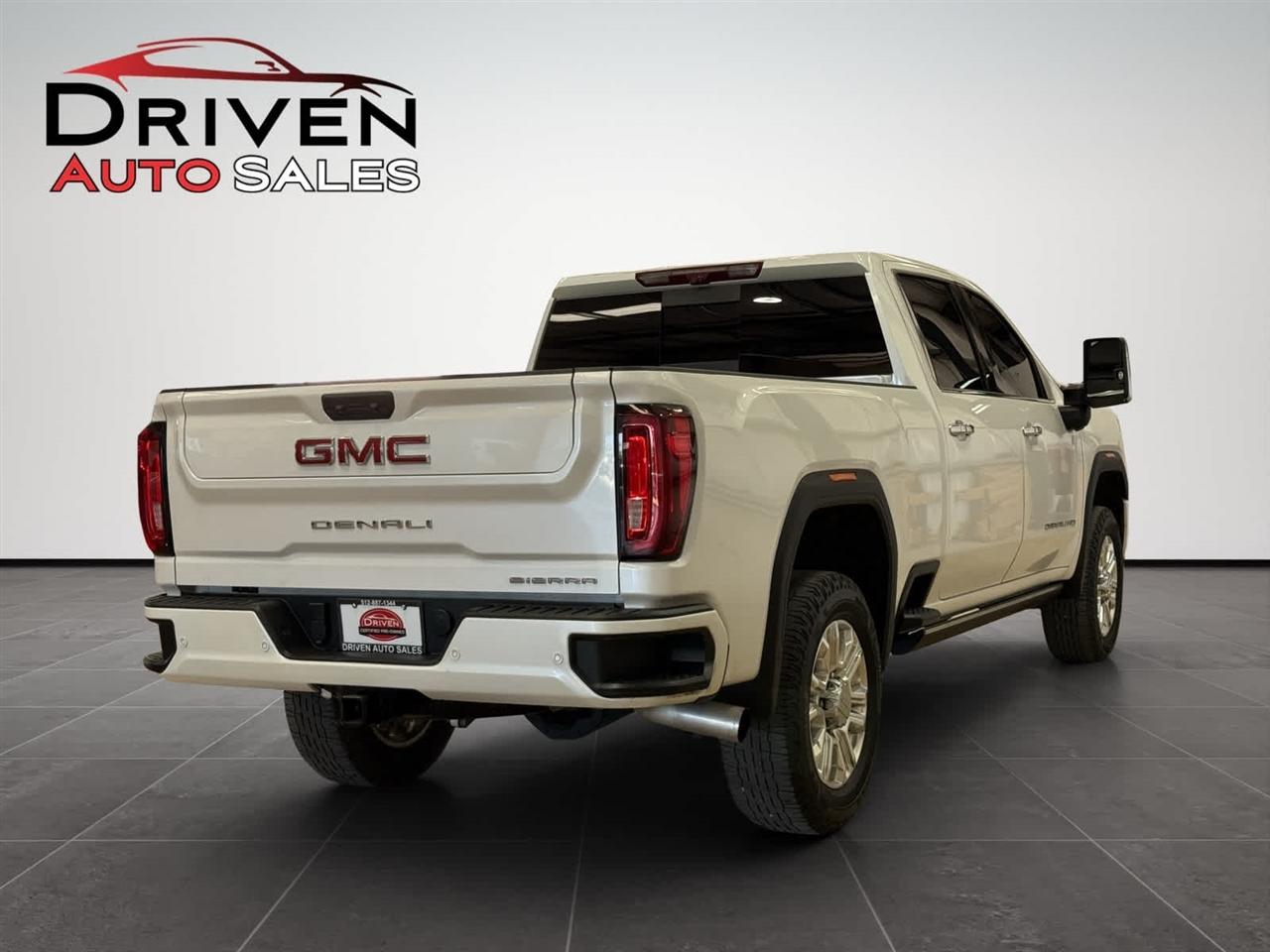 GMC Sierra 2500HD 4WD Crew Cab 159" Denali 2023