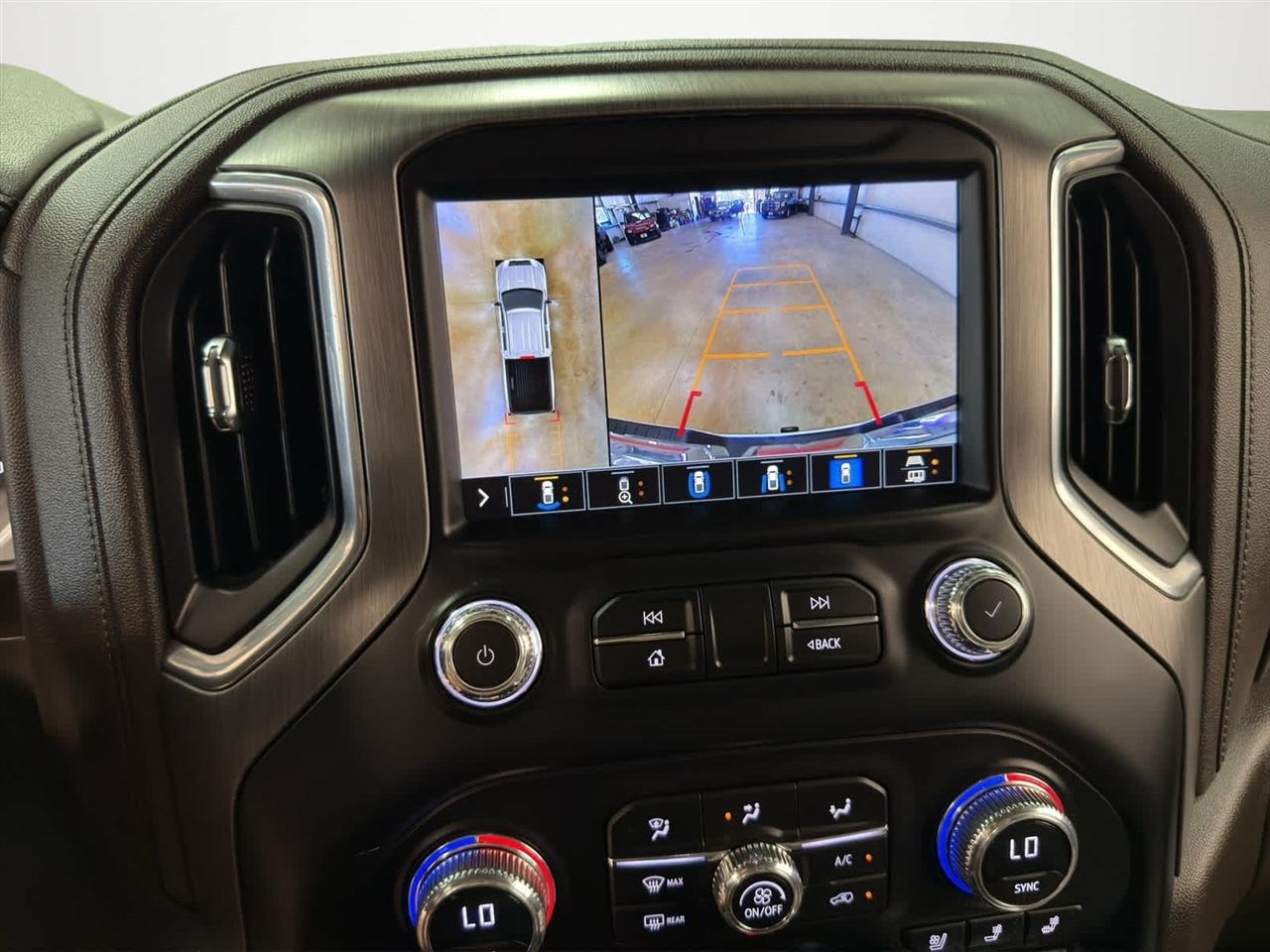 GMC Sierra 2500HD 4WD Crew Cab 159" Denali 2023