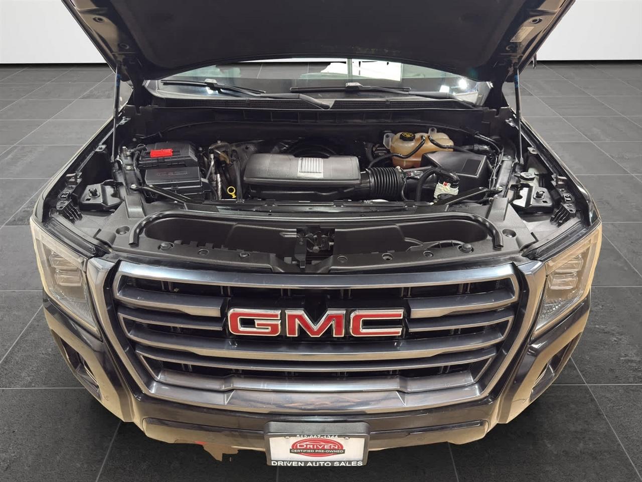 GMC Yukon 4WD 4dr AT4 2022