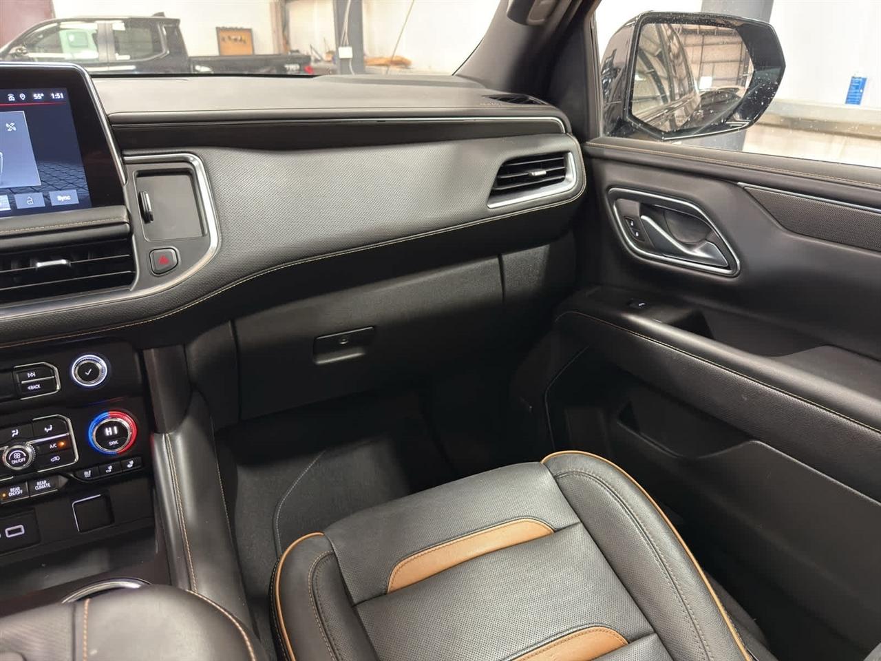 GMC Yukon 4WD 4dr AT4 2022