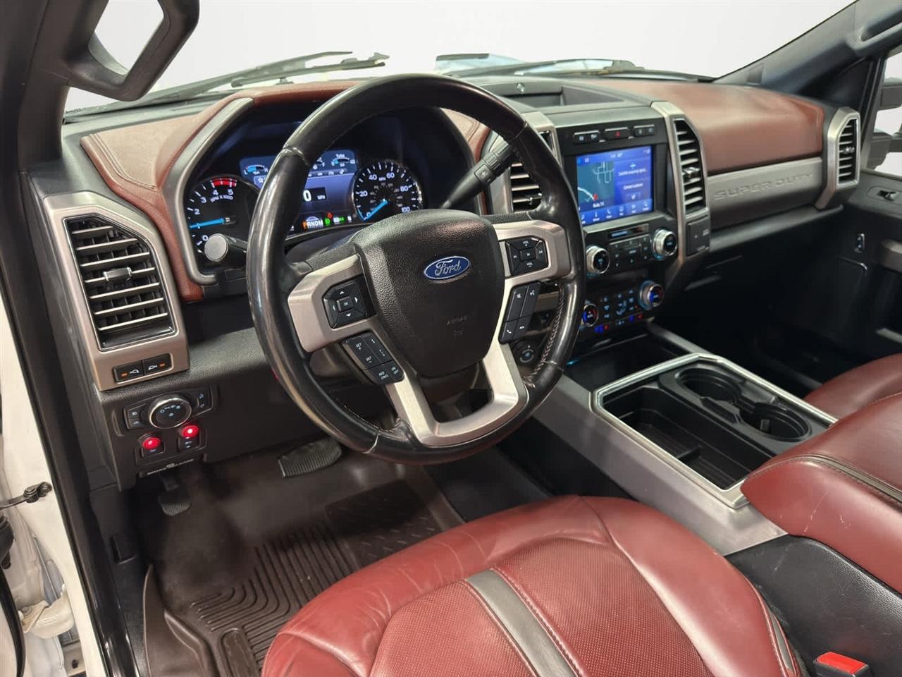 Ford Super Duty F-250 SRW King Ranch 4WD Crew Cab 8' Box 2021