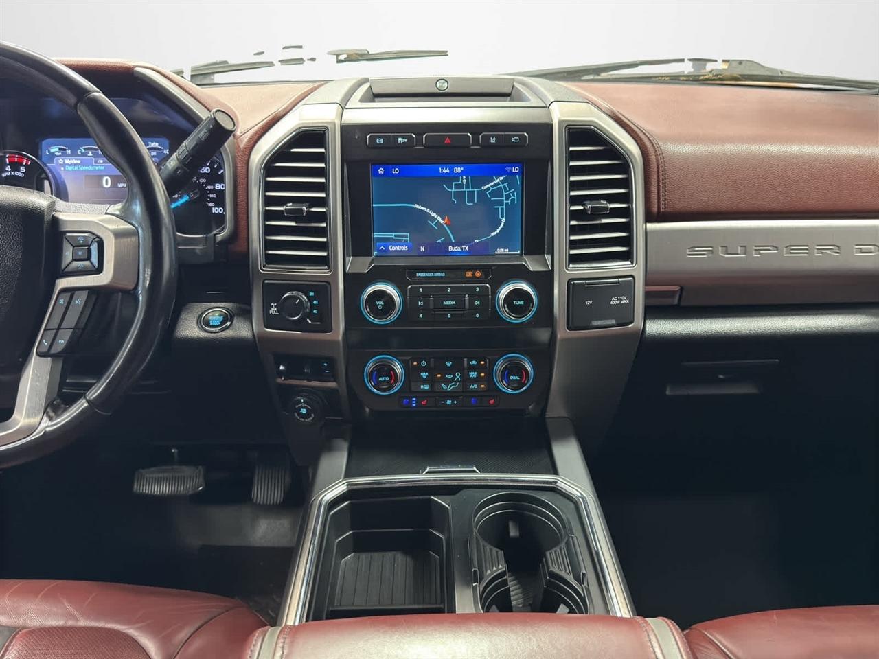 Ford Super Duty F-250 SRW King Ranch 4WD Crew Cab 8' Box 2021