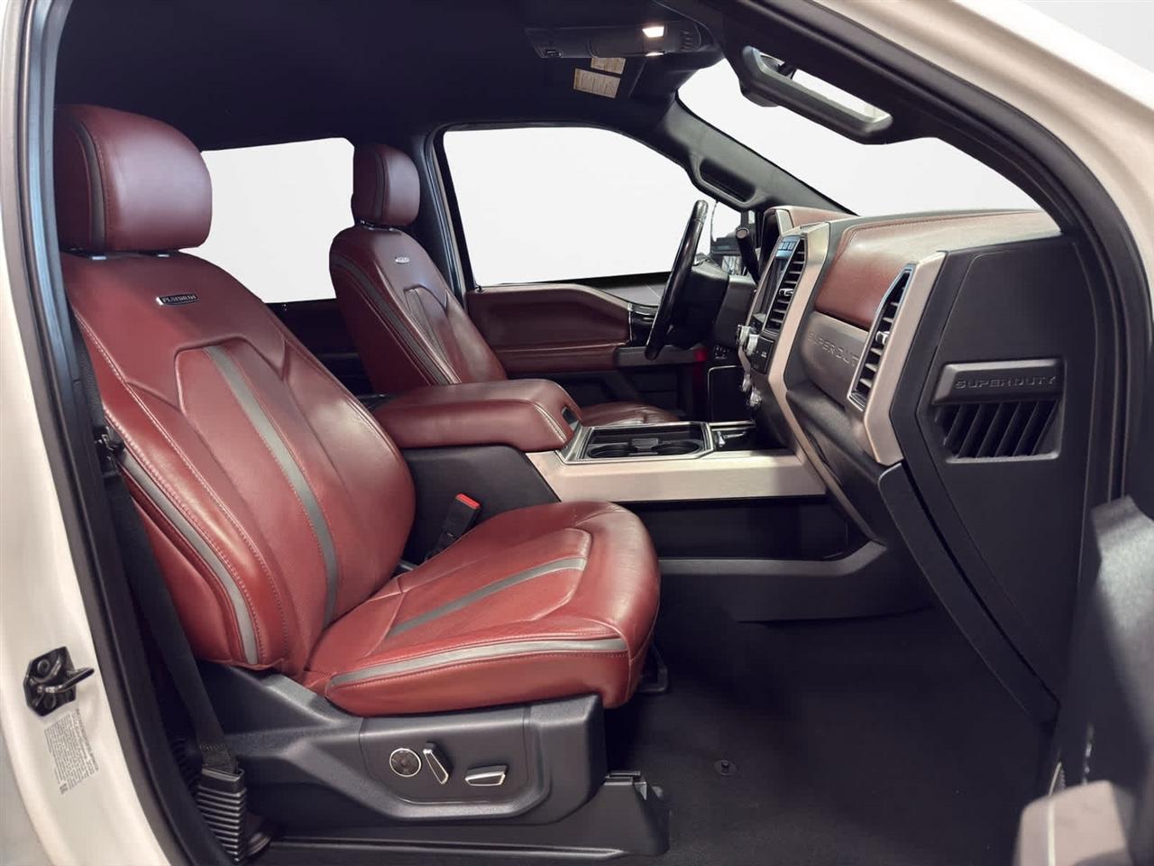 Ford Super Duty F-250 SRW King Ranch 4WD Crew Cab 8' Box 2021