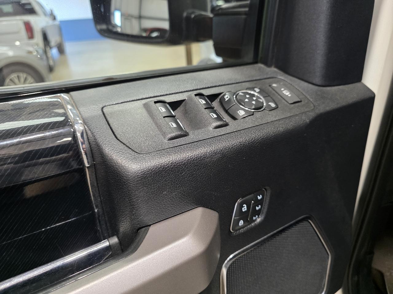 Ford Super Duty F-250 SRW 4WD Crew Cab 156" Platinum 2021