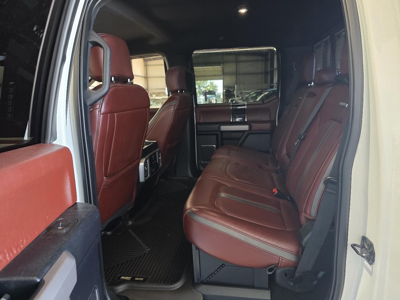 Ford Super Duty F-250 SRW 4WD Crew Cab 156" Platinum 2021