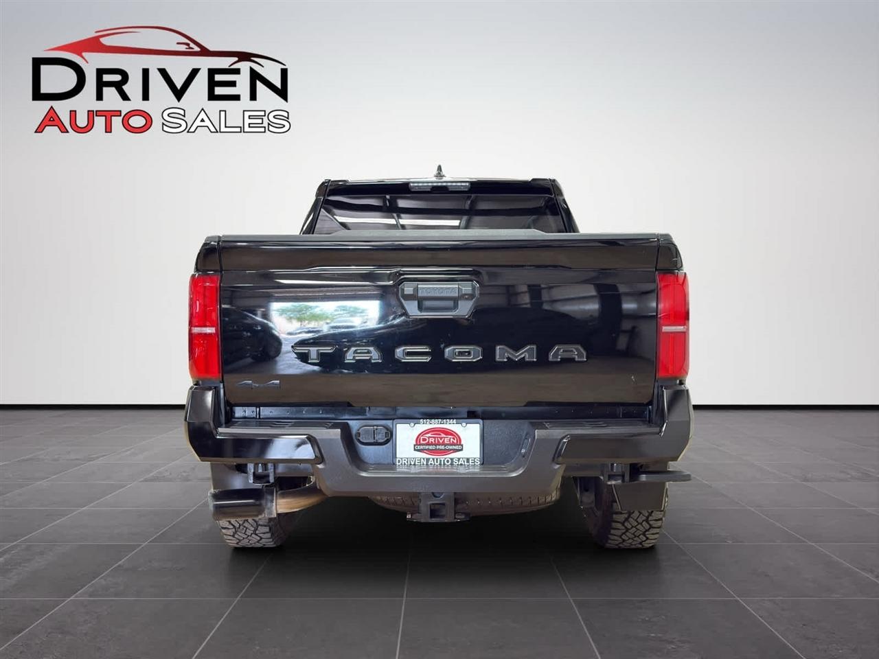 Toyota Tacoma 4WD TRD Off Road Double Cab 5' Bed MT (Natl) 2024